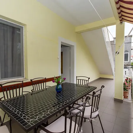 Apartment Put Ravnih Njiva *